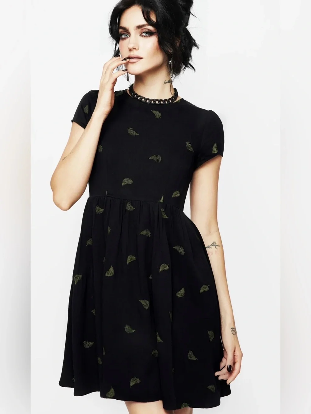 Disturbia Osmunda Fern Embroidered Mini Skater Dress US 10 Black Green Goth - Picture 2 of 15